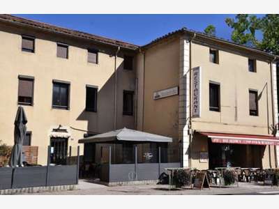MURS ET FONDS HOTEL - BAR - RESTAURANT