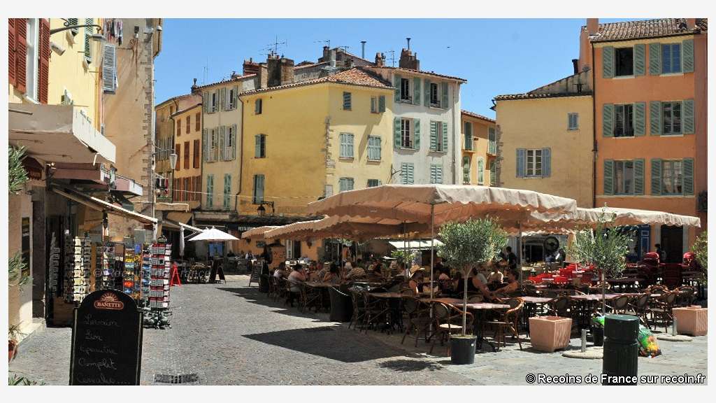 A VENDRE BRASSERIE AVEC LICENCE IV DE 137 m² OUVER
