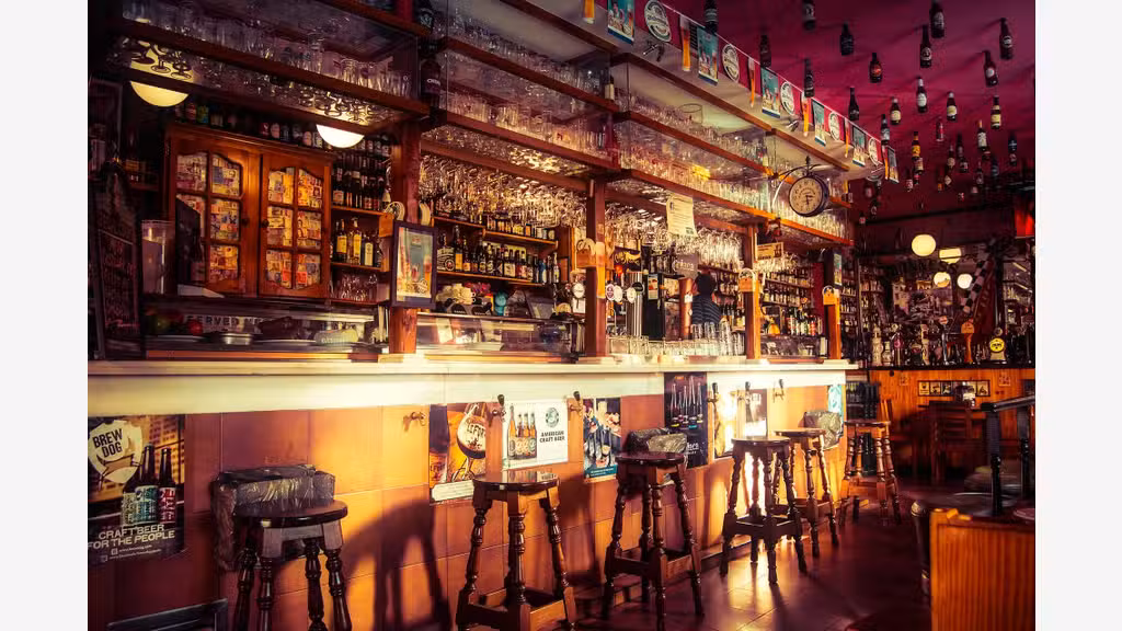 Cède débit de boissons bar pub licence 4 en Vendée