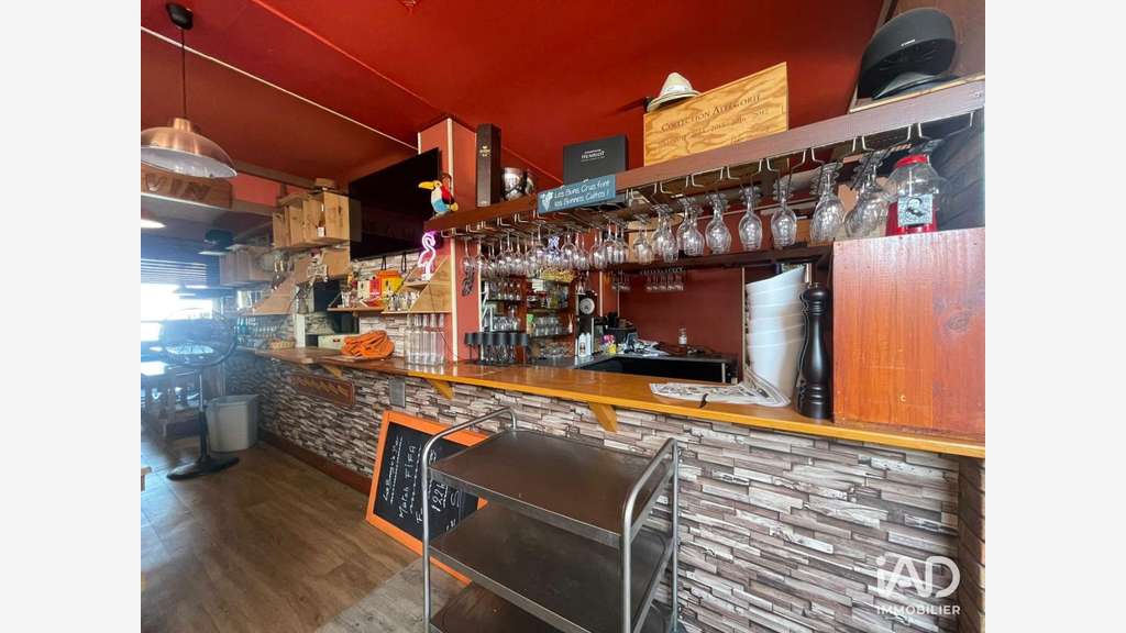Vente bar à cocktails pizzeria au Barcarès