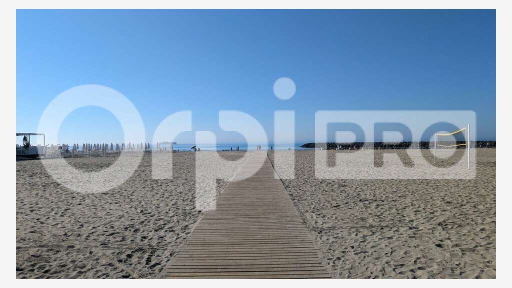 AV restaurant glacier Lic IV 150m² au Cap d'Agde