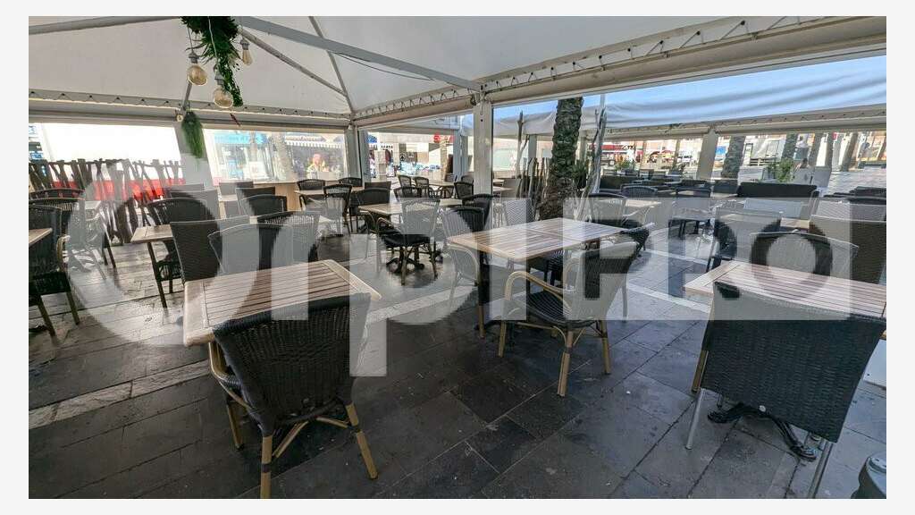 AV restaurant glacier Lic IV 150m² au Cap d'Agde