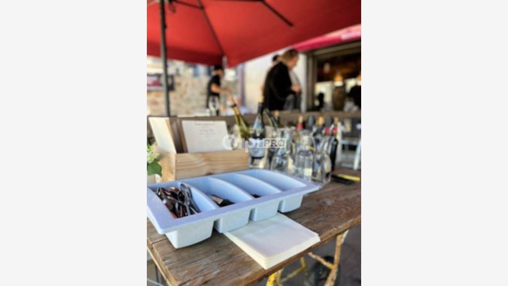 Vente bar restaurant les pieds dans l'eau Limoges