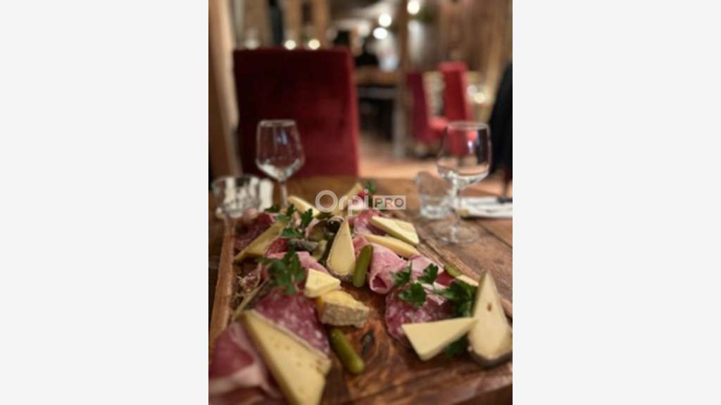 Vente bar restaurant les pieds dans l'eau Limoges