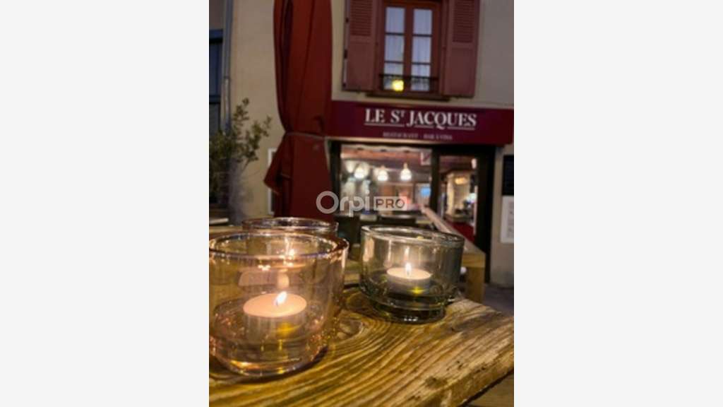 Vente bar restaurant les pieds dans l'eau Limoges