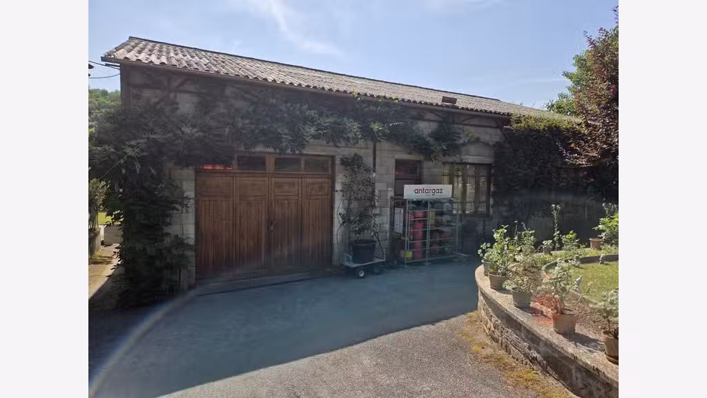 A vendre murs + lic IV Tabac à Marcillac-la-Croze