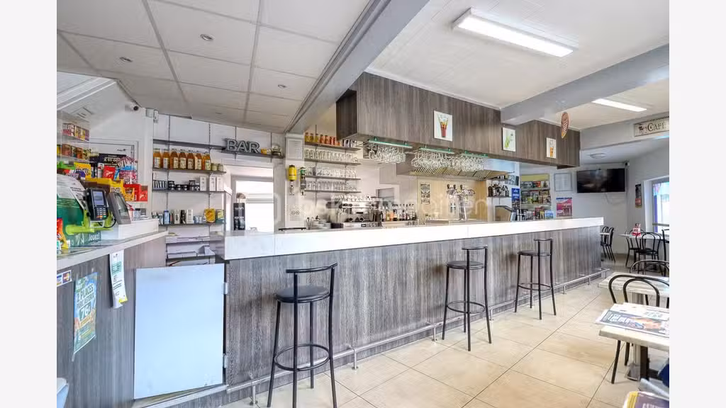 A vendre bar Tabac FDJ PMU à Crillon centre