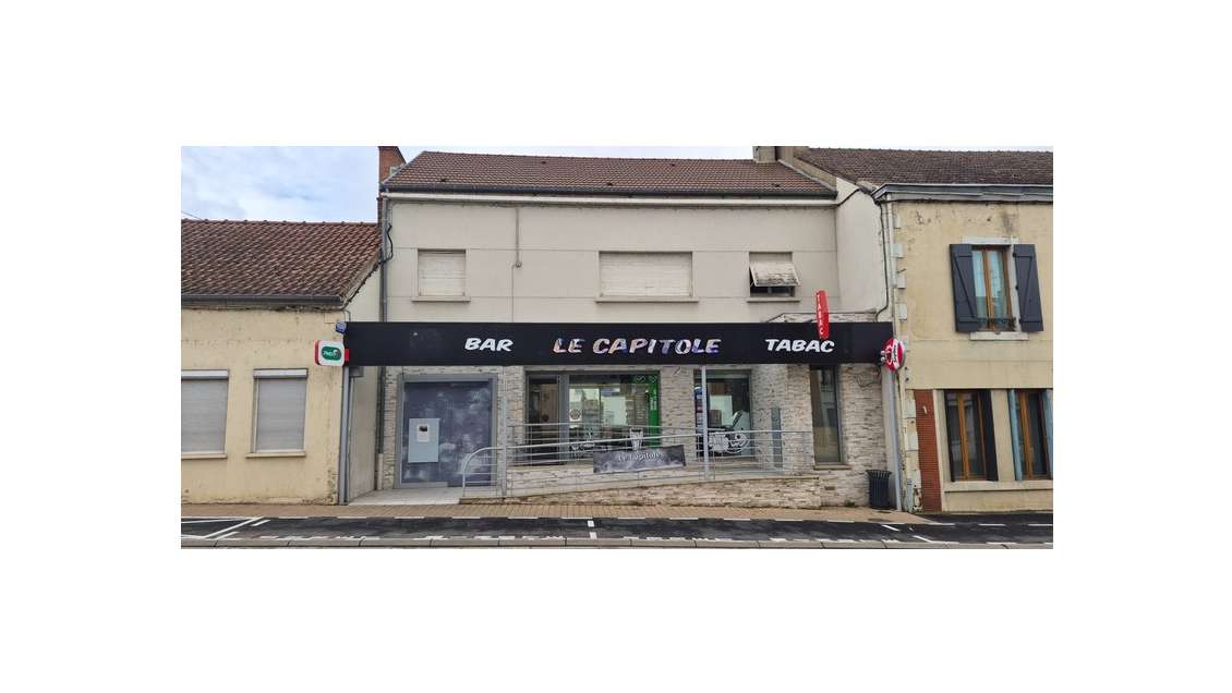 Bar tabac historique à vendre à Montluçon