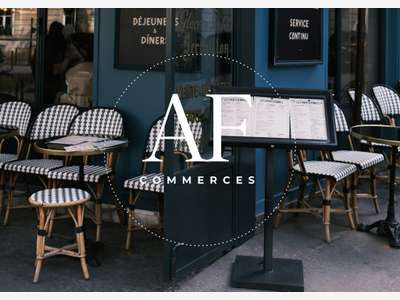 Vente bar brasserie angle de rue 75009 Pigalle