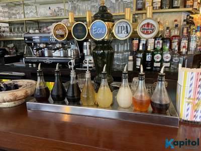 Vente brasserie d'angle à Paris 18e proche métro