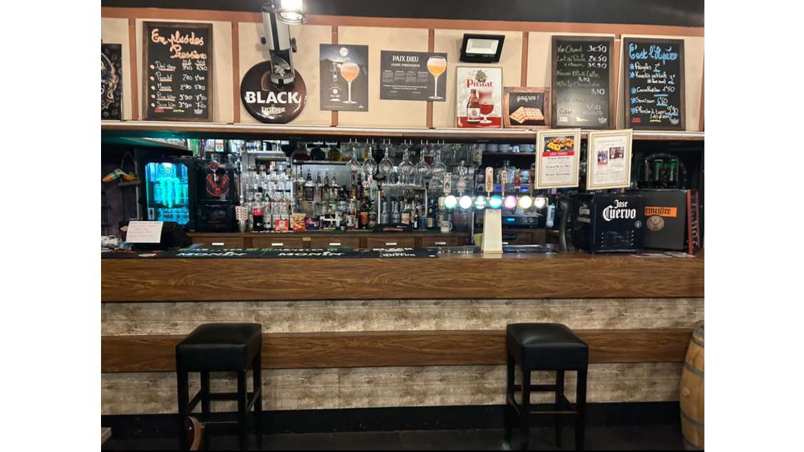 Cession bar à thème centre St-Hilaire-Du-Harcouet