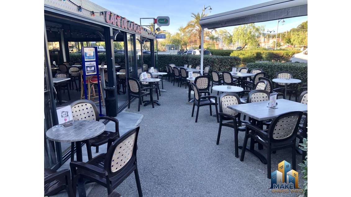 Vente FDC bar PMU bord de mer St-Mandrier