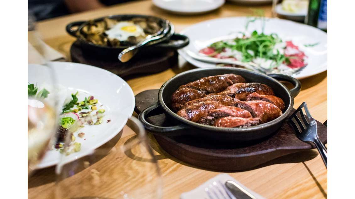 Vente beau restaurant licence IV à 20 km de Lyon