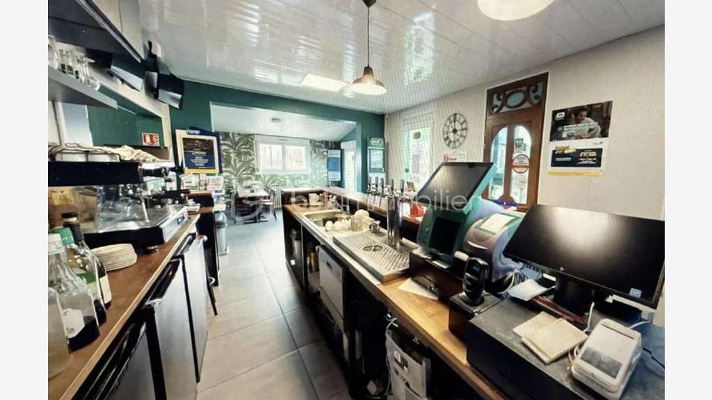 AV murs et fonds restaurant sur Saint Quentin