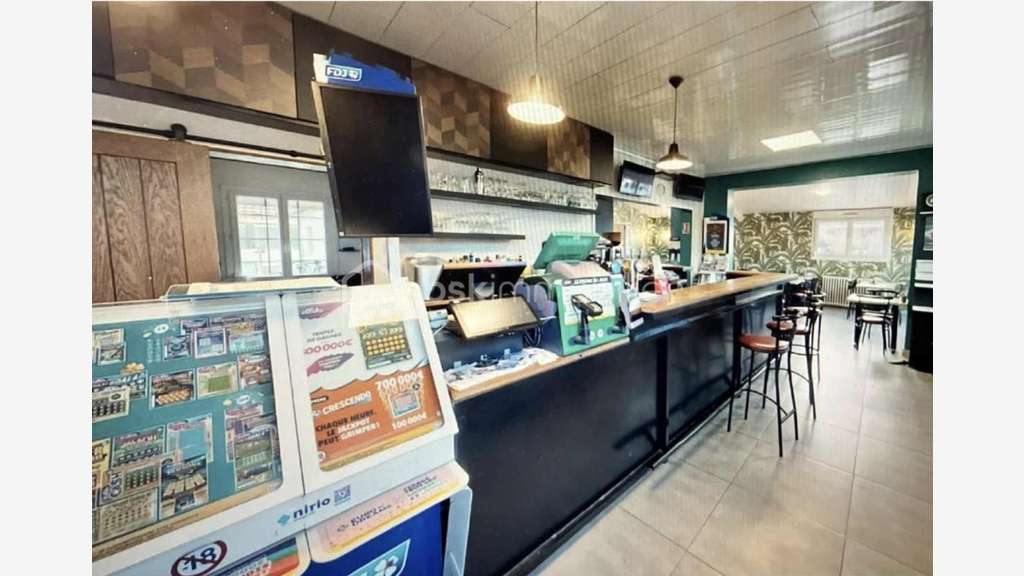 AV murs et fonds restaurant sur Saint Quentin