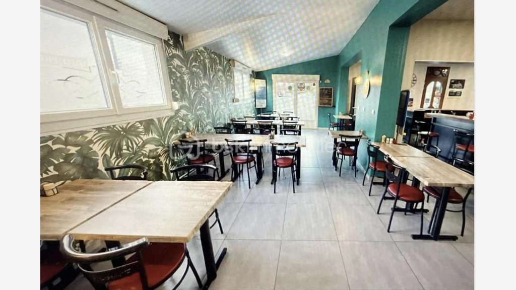 AV murs et fonds restaurant sur Saint Quentin