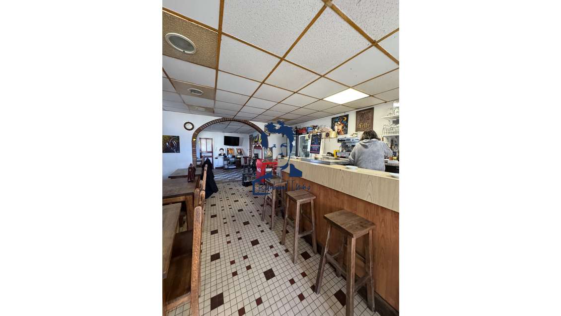 Vente FDC café du village à Signy-l'Abbaye