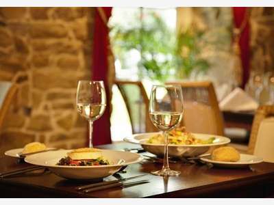AV bar restaurant cave à vins Tassin-La-Demi-Lune