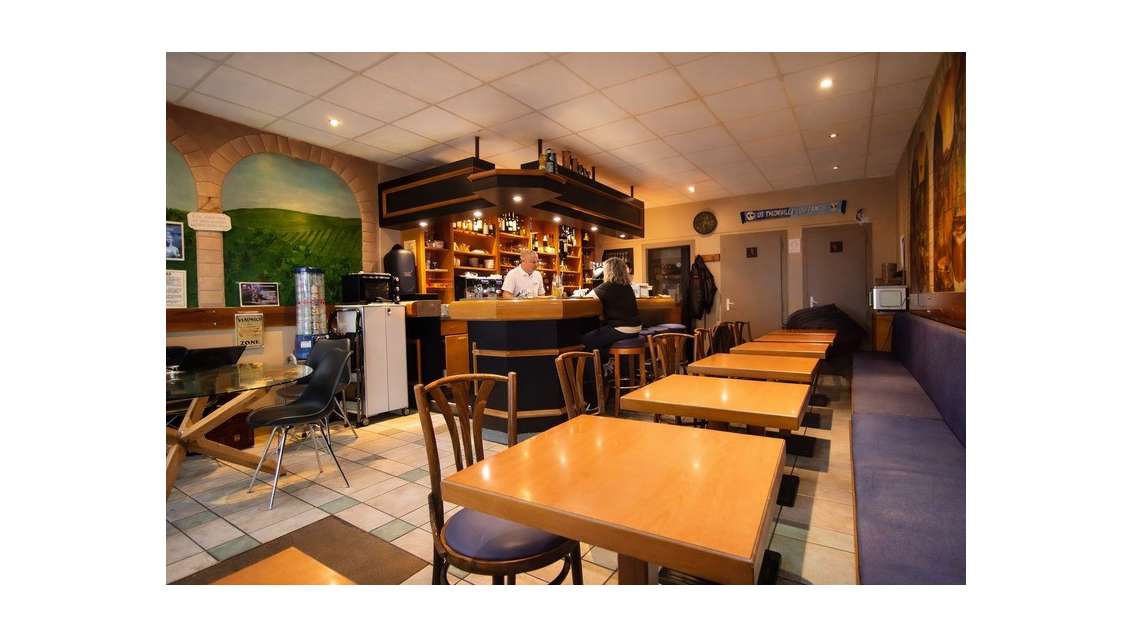 Bar convivial + terrasse à vendre à Thionville 57