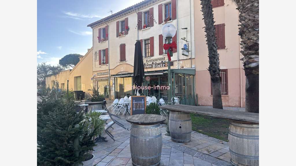 Vente restaurant avec terrasse au centre de Thuir