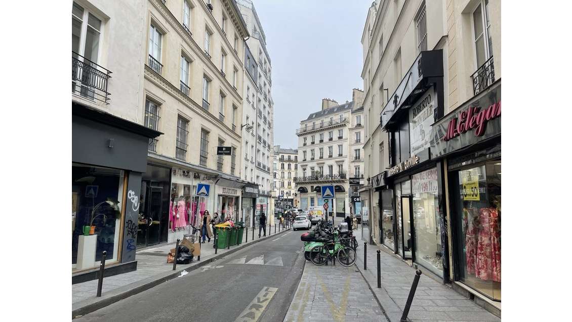 Vente bar licence IV petite restauration à Paris 2