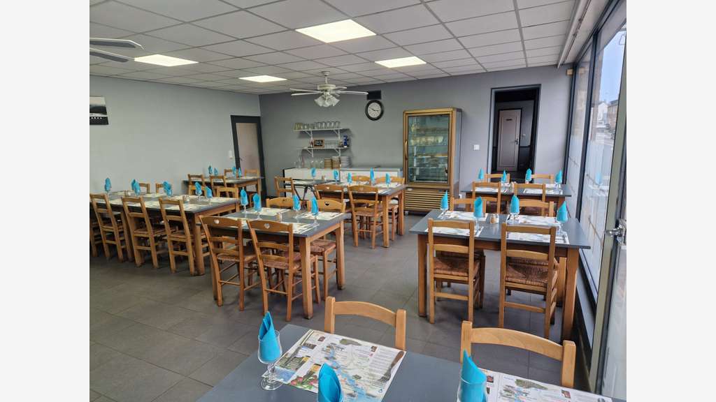AV bar restaurant pizzas avec logement Orne Ouest