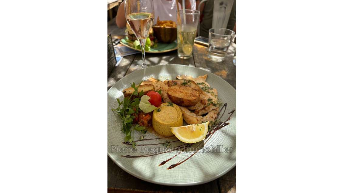 VENTE FONDS DE COMMERCE BAR-RESTAURANT- 147M2