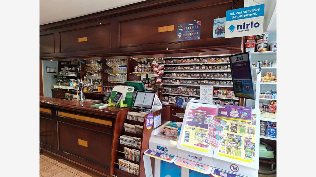 Vente bar tabac FDJ PMU très rentable région Evron