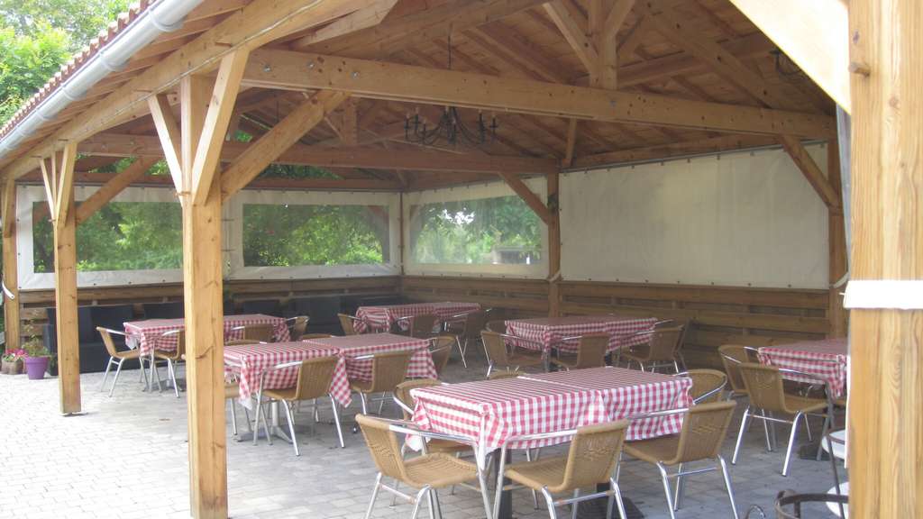 Vend beau camping rentable prox ville médievale