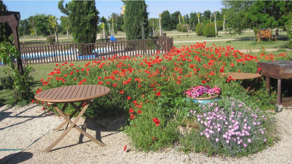 Vend beau camping rentable prox ville médievale
