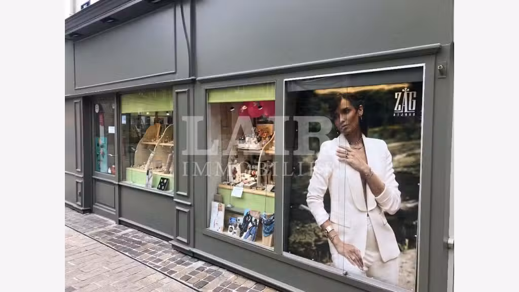 A vendre FDC bijouterie fantaisie à Alençon