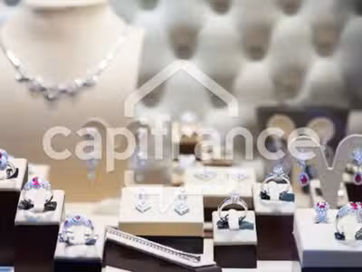 Vente bijouterie dans petite ville proche Caen