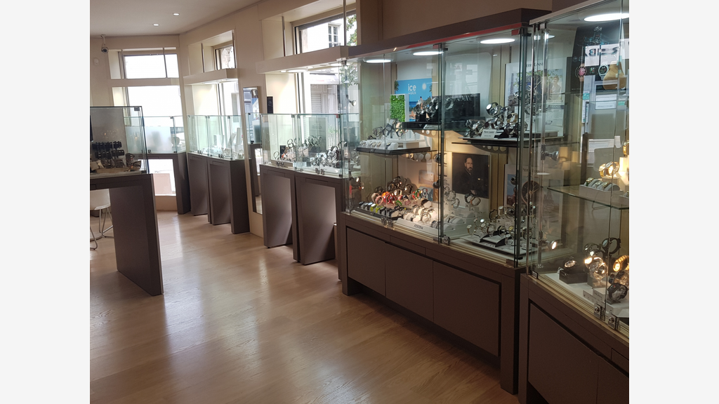 Vente bijouterie en angle dept Lot et Garonne
