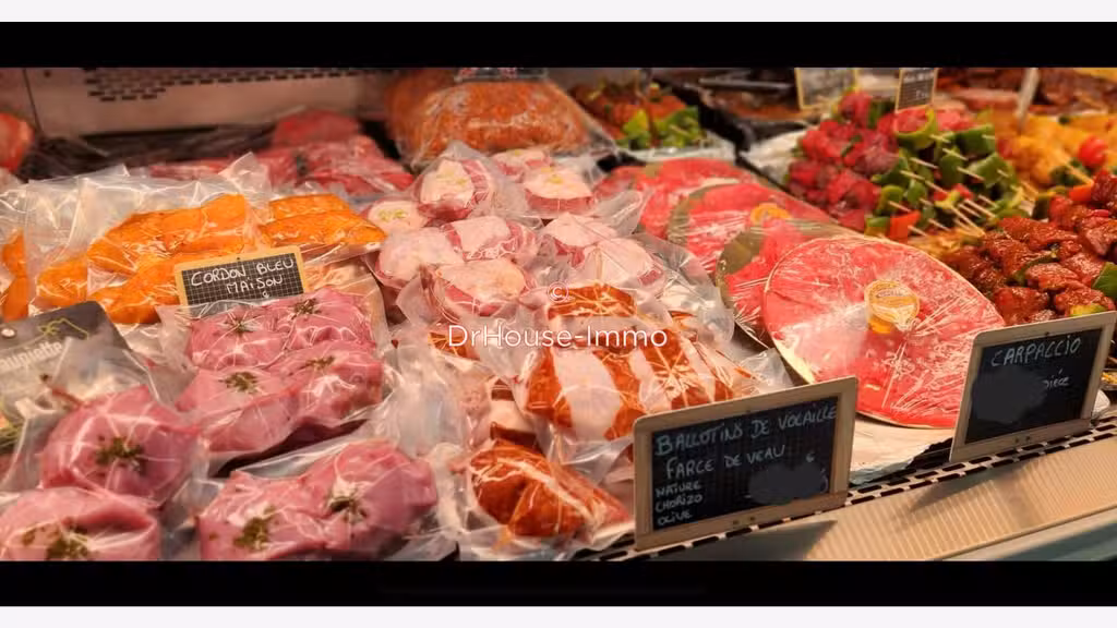 Vente FDC boucherie dans rue commerçante de Cagnes