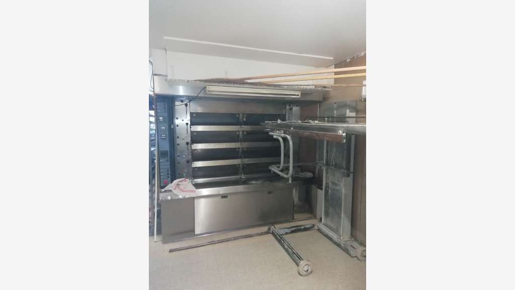 Vente affaire de bourg à 20 km de Guéret