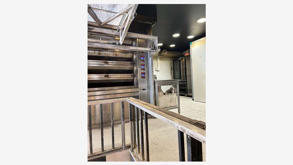 AV boulangerie d'angle dans beau quartier de Nice