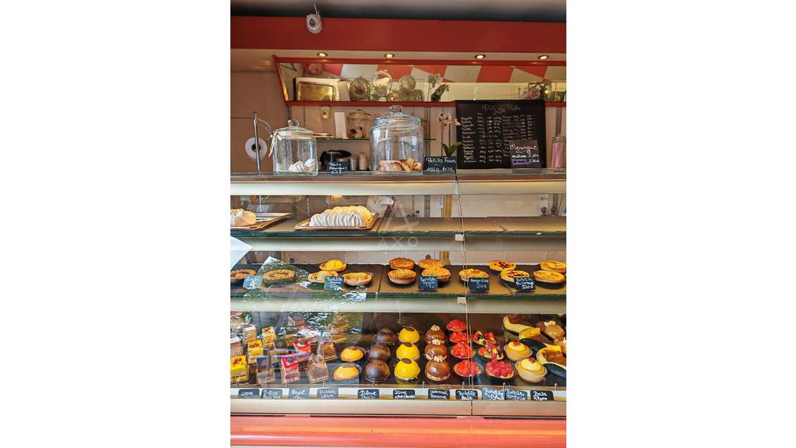 AV boulangerie pâtisserie 17 ans d'activité Toulon