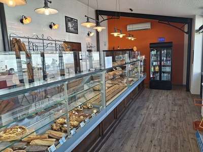 Vente Boutique récente sur axe de passage 01