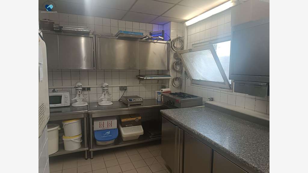 Vente boulangerie pâtisserie confiserie à Alaigne
