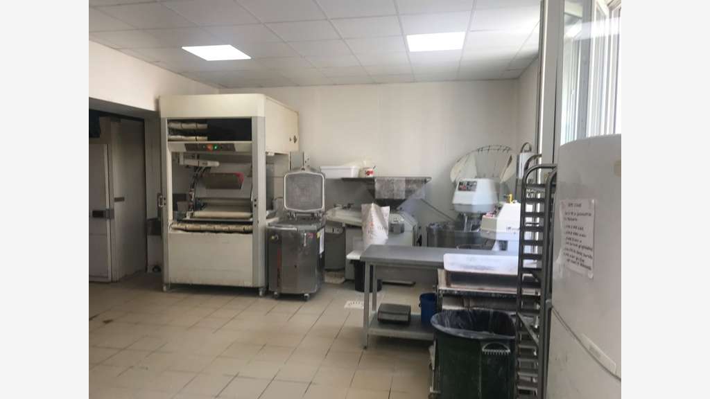 Vente boulangerie, village 3 000 habitants (07)