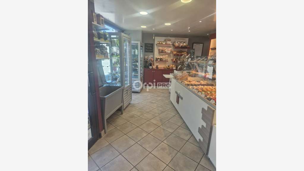 Cède boulangerie-pâtisserie 2 points de vente 87