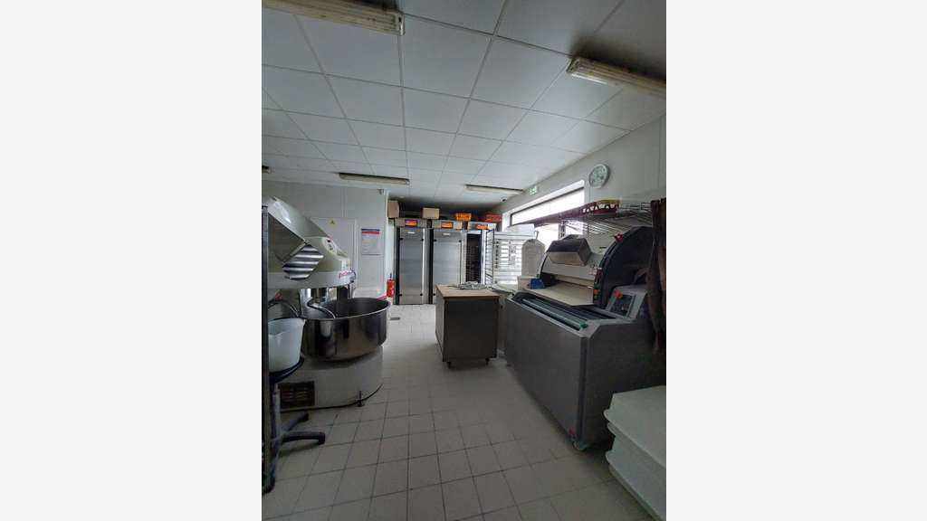 AV boulangerie sur axe passant de la Côte de Nacre