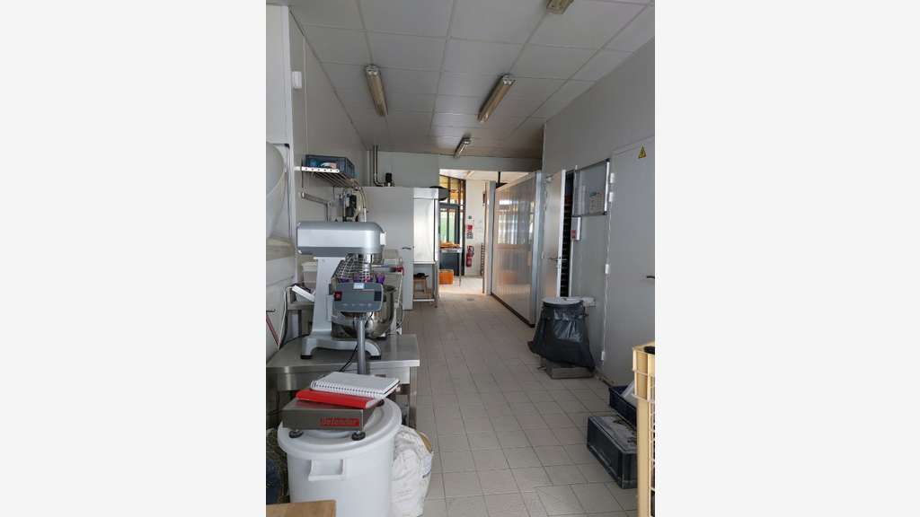 AV boulangerie sur axe passant de la Côte de Nacre
