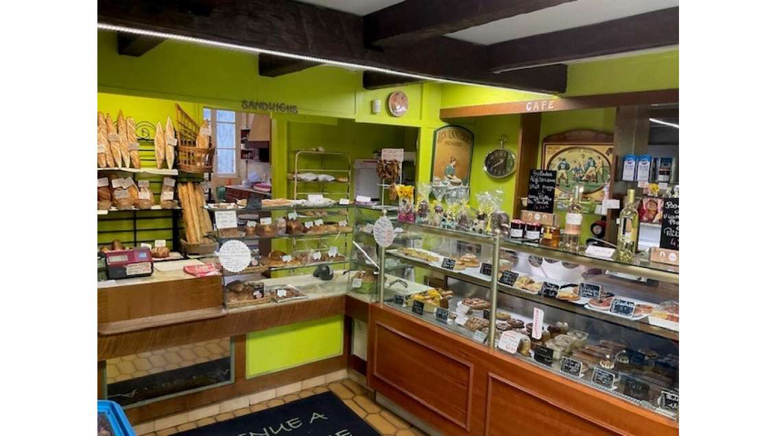 Vente boulangerie, fermée sam. AM + dim., Cher