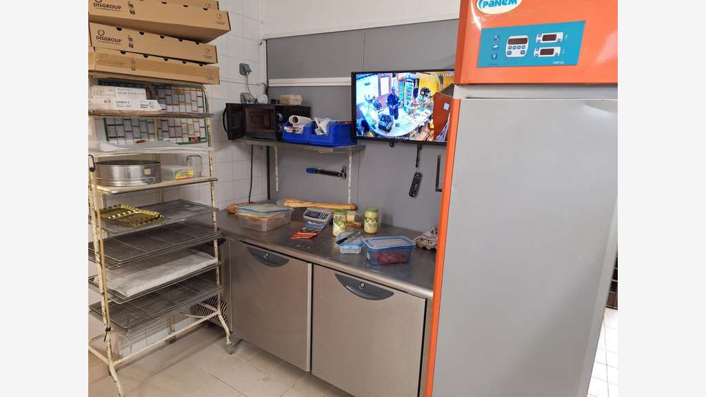 Vente boulangerie pâtisserie refaite à neuf Cher