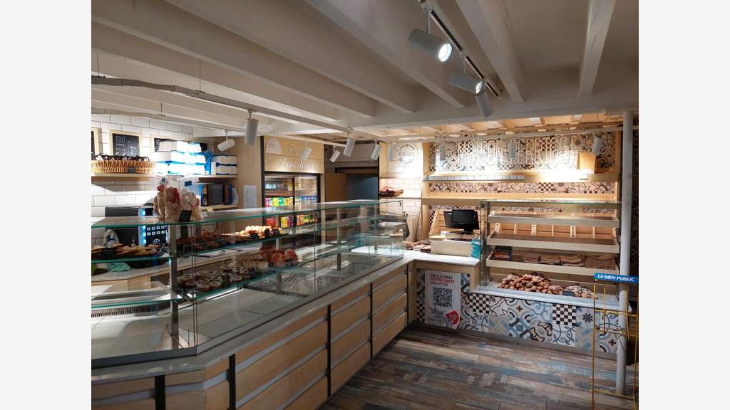 Cède belle boulangerie dans village dynamique 21