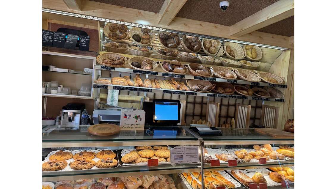 Vente boulangerie-pâtisserie rue commerçante 91
