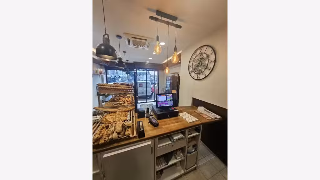 Vente boulangerie en centre-ville dynamique Eure