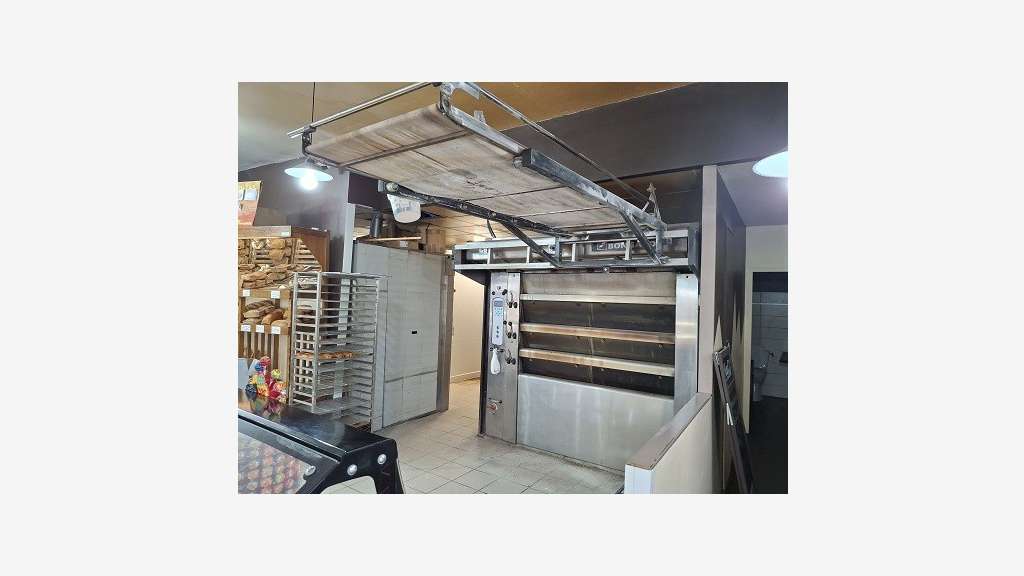 Locaux spacieux pour cette boulangerie - 30