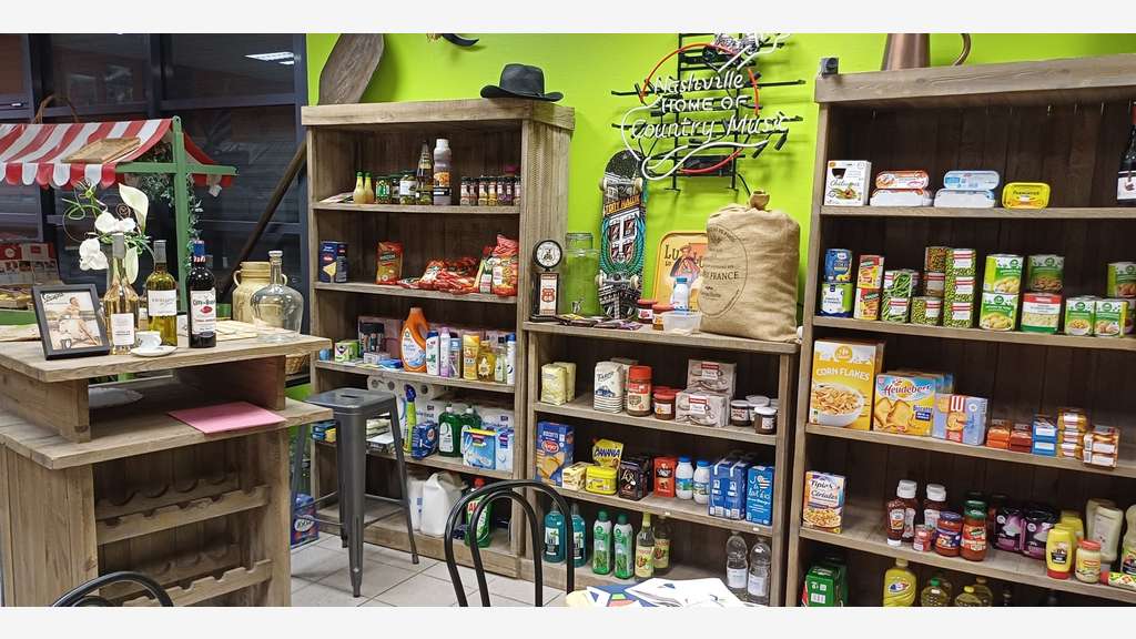 Boulangerie-Pâtisserie avec Logement T5 - 35